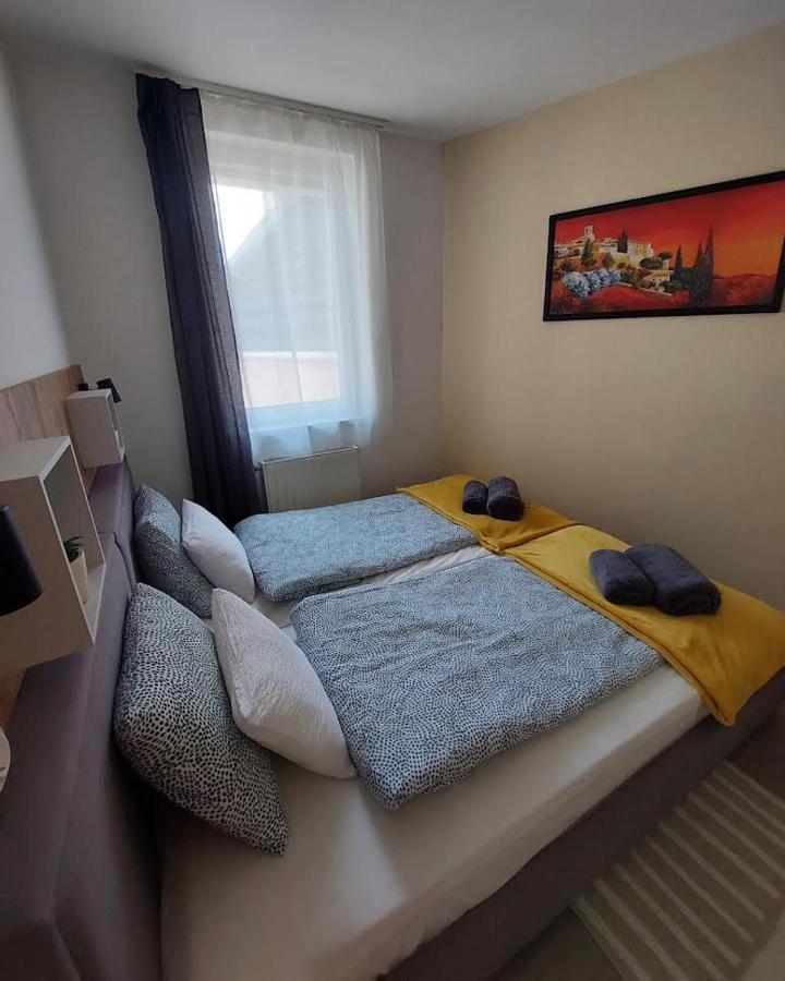 Sunshine Resort Apartment ハイデゥソボスロー エクステリア 写真