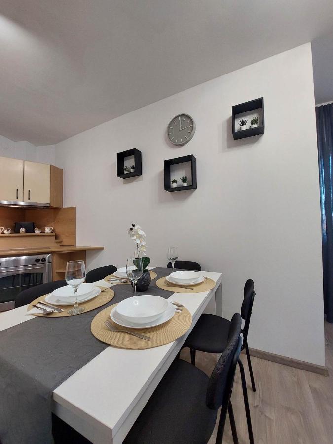 Sunshine Resort Apartment ハイデゥソボスロー エクステリア 写真