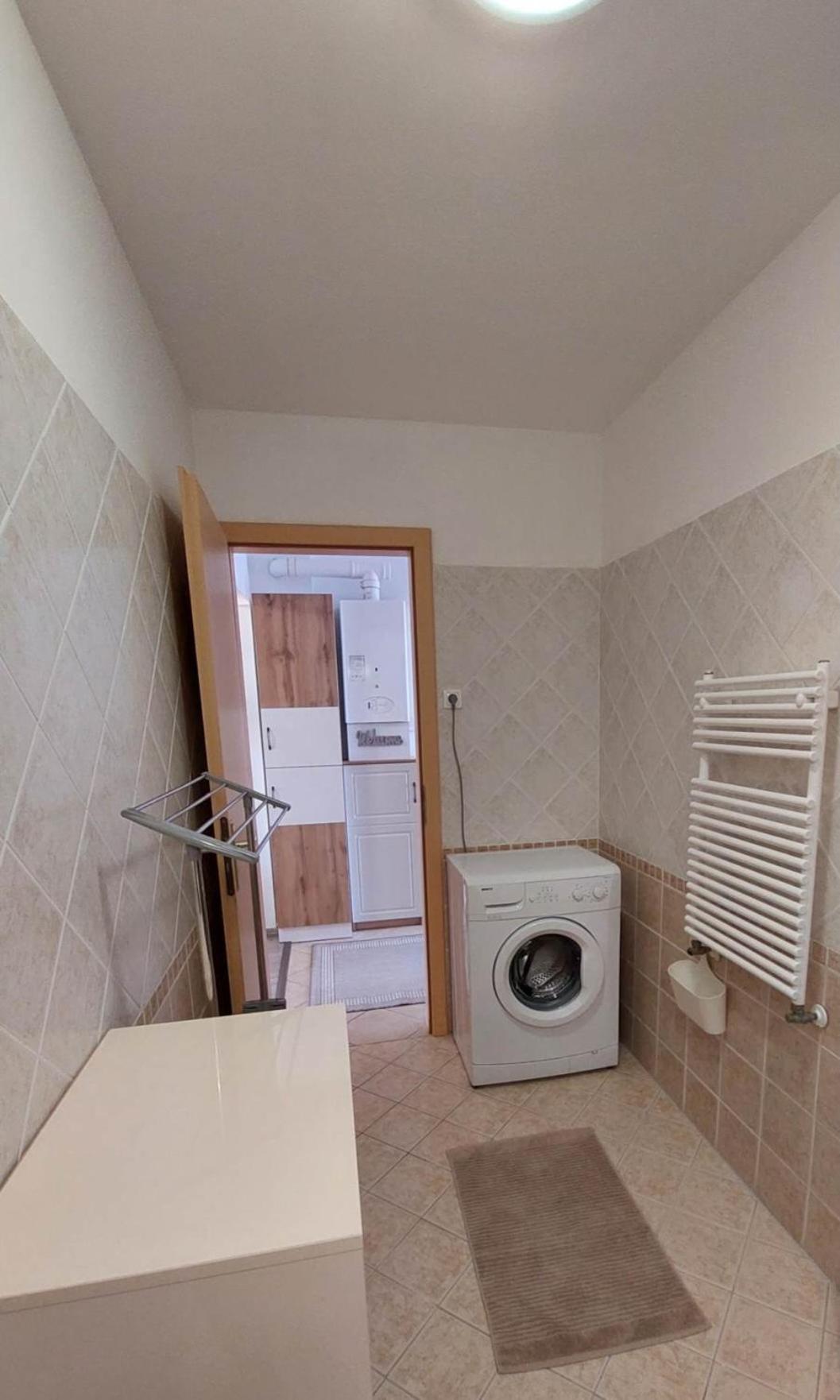 Sunshine Resort Apartment ハイデゥソボスロー エクステリア 写真